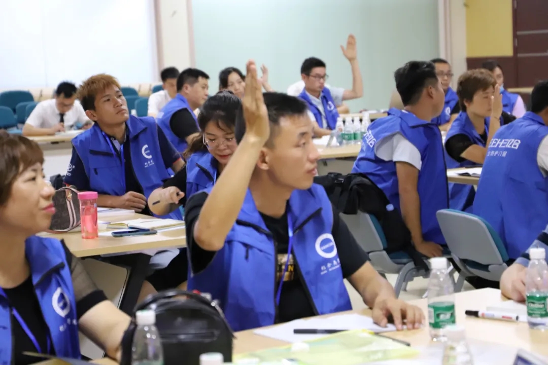 億合門窗2020年7月新商特訓營圓滿收官|(zhì)劍已佩妥，出鞘吧！億合人